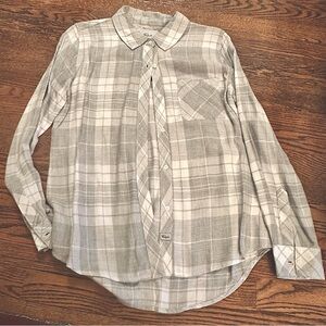 Like New EUC Rails Hunter Plaid flannel, gray, and white shirt. Size small. SOFT